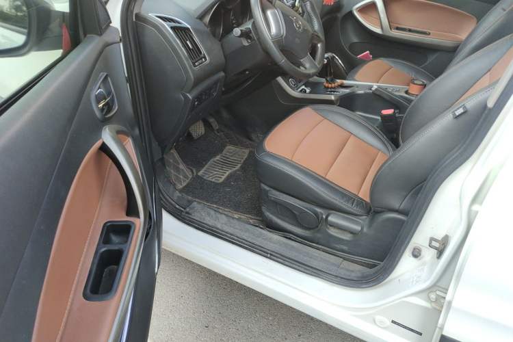 Used Haima S5 2016 1.5T CVT Enjoyment Edition Driver Seat