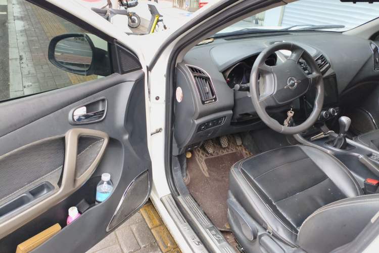 Used Haima S5 2016 1.6L Manual Luxury Tech Edition Driver Seat