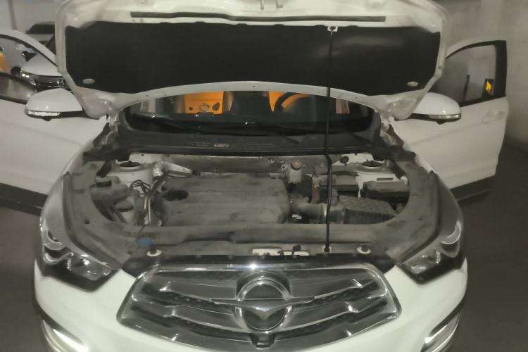 Used Haima S5 2016 1.5T CVT Enjoyment Edition Engine Bay