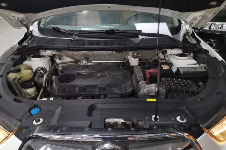 Used Haima S5 2016 1.6L Manual Luxury Tech Edition Engine Bay