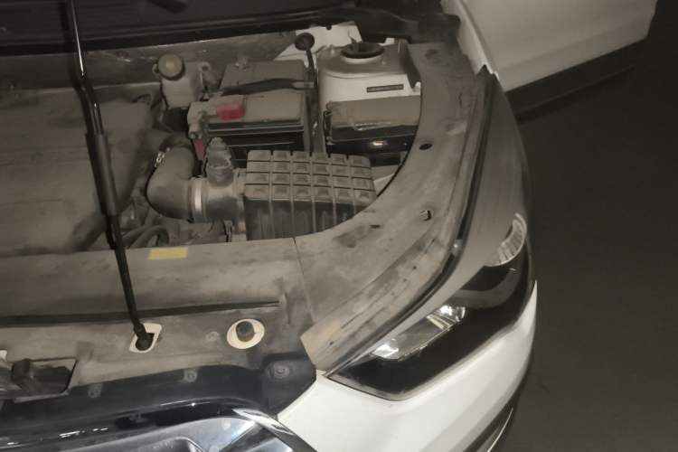 Used Haima S5 2016 1.5T CVT Enjoyment Edition Engine Bay Left