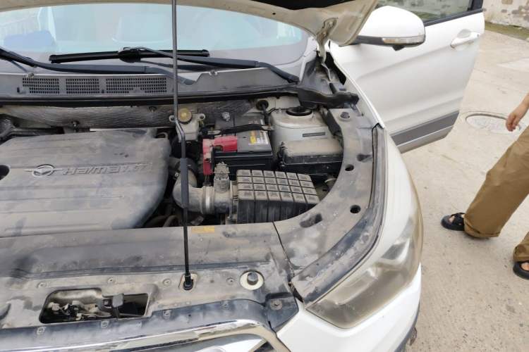 Used Haima S5 2016 1.5T CVT Enjoyment Edition Engine Bay Left