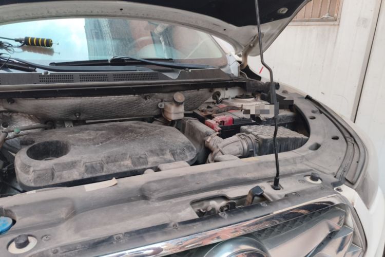 Used Haima S5 2016 1.6L Manual Luxury Tech Edition Engine Bay Left