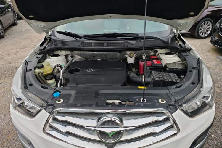 Used Haima S5 2016 1.5T CVT Enjoyment Edition Engine Bay