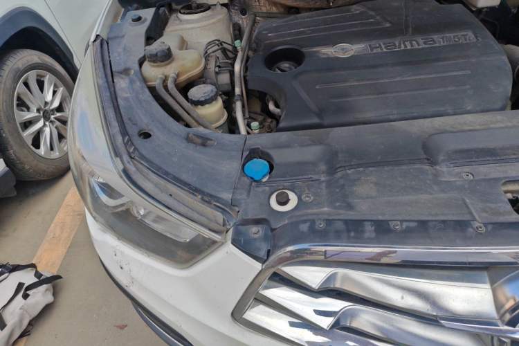 Used Haima S5 2016 1.5T CVT Enjoyment Edition Engine Bay Right