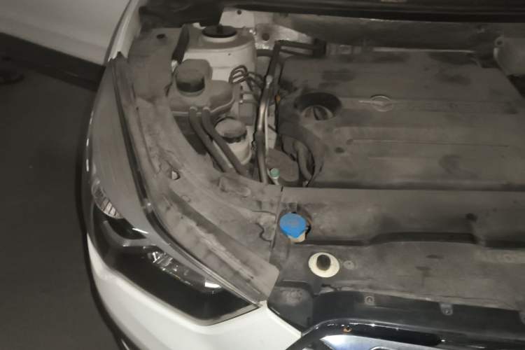 Used Haima S5 2016 1.5T CVT Enjoyment Edition Engine Bay Right
