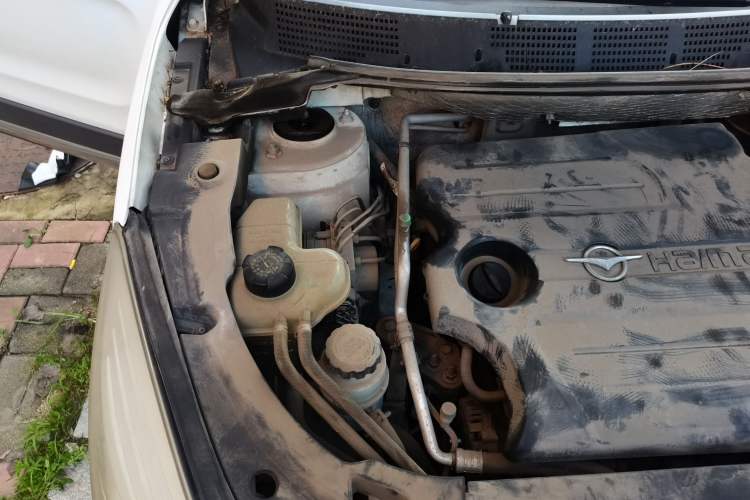 Used Haima S5 2016 1.5T CVT Enjoyment Edition Engine Bay Right
