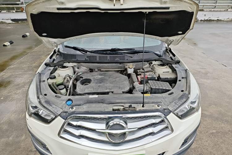 Used Haima S5 2016 1.6L Manual Luxury Tech Edition Engine Bay