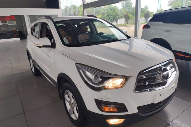 Used Haima S5 2016 1.5T CVT Enjoyment Edition Front Right 45 Deg
