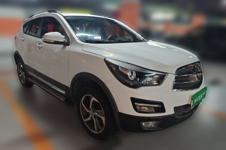 Used Haima S5 2016 1.6L Manual Luxury Tech Edition Front Right 45 Deg