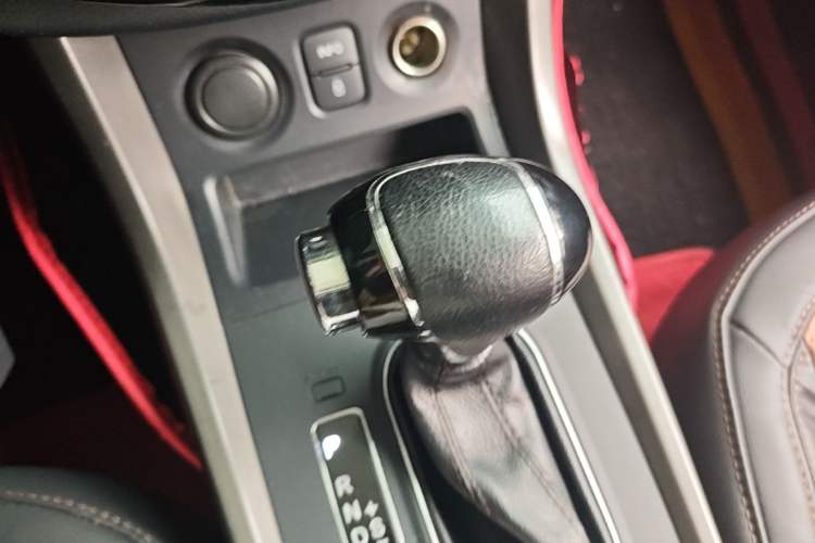 Used Haima S5 2016 1.5T CVT Enjoyment Edition Gear Lever