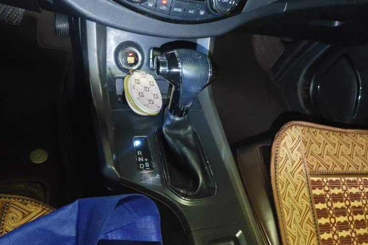 Used Haima S5 2016 1.5T CVT Enjoyment Edition Gear Lever