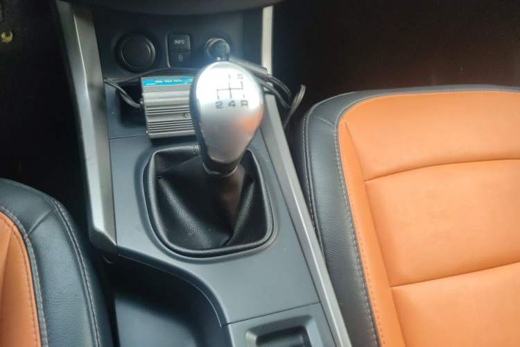 Used Haima S5 2016 1.6L Manual Luxury Tech Edition Gear Lever