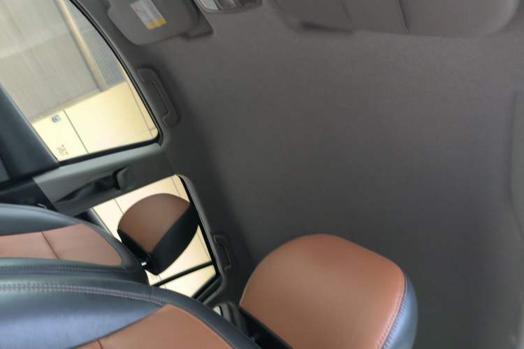 Used Haima S5 2016 1.5T CVT Enjoyment Edition Headliner