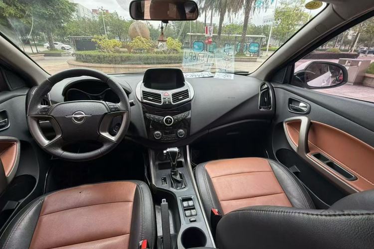 Used Haima S5 2016 1.5T CVT Enjoyment Edition Interior 4
