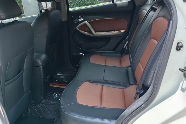 Used Haima S5 2016 1.5T CVT Enjoyment Edition Interior 5