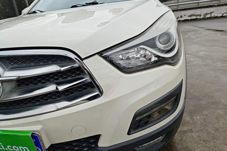 Used Haima S5 2016 1.6L Manual Luxury Tech Edition Left Front Headlight