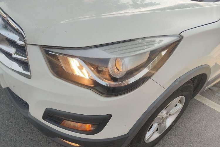 Used Haima S5 2016 1.5T CVT Enjoyment Edition Left Front Headlight