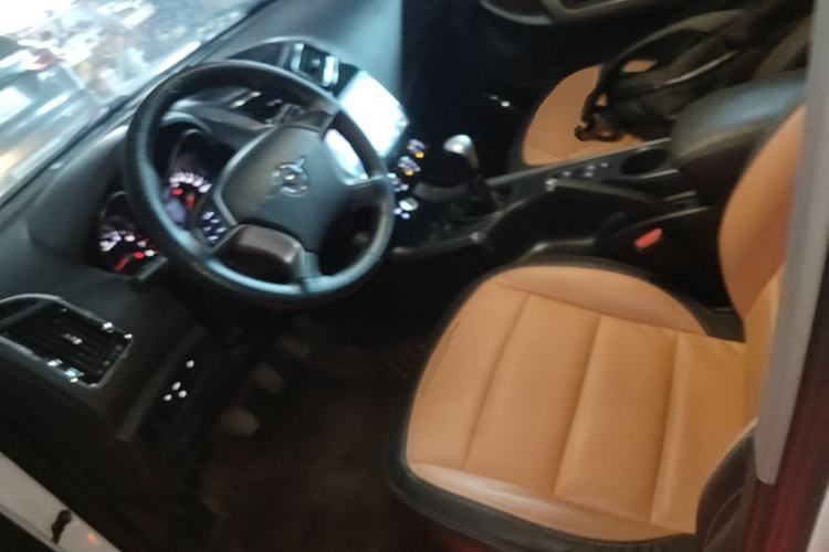 Used Haima S5 2016 1.6L Manual Luxury Tech Edition Left Front Seat