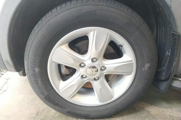 Used Haima S5 2016 1.5T CVT Enjoyment Edition Left Front Wheel Hub