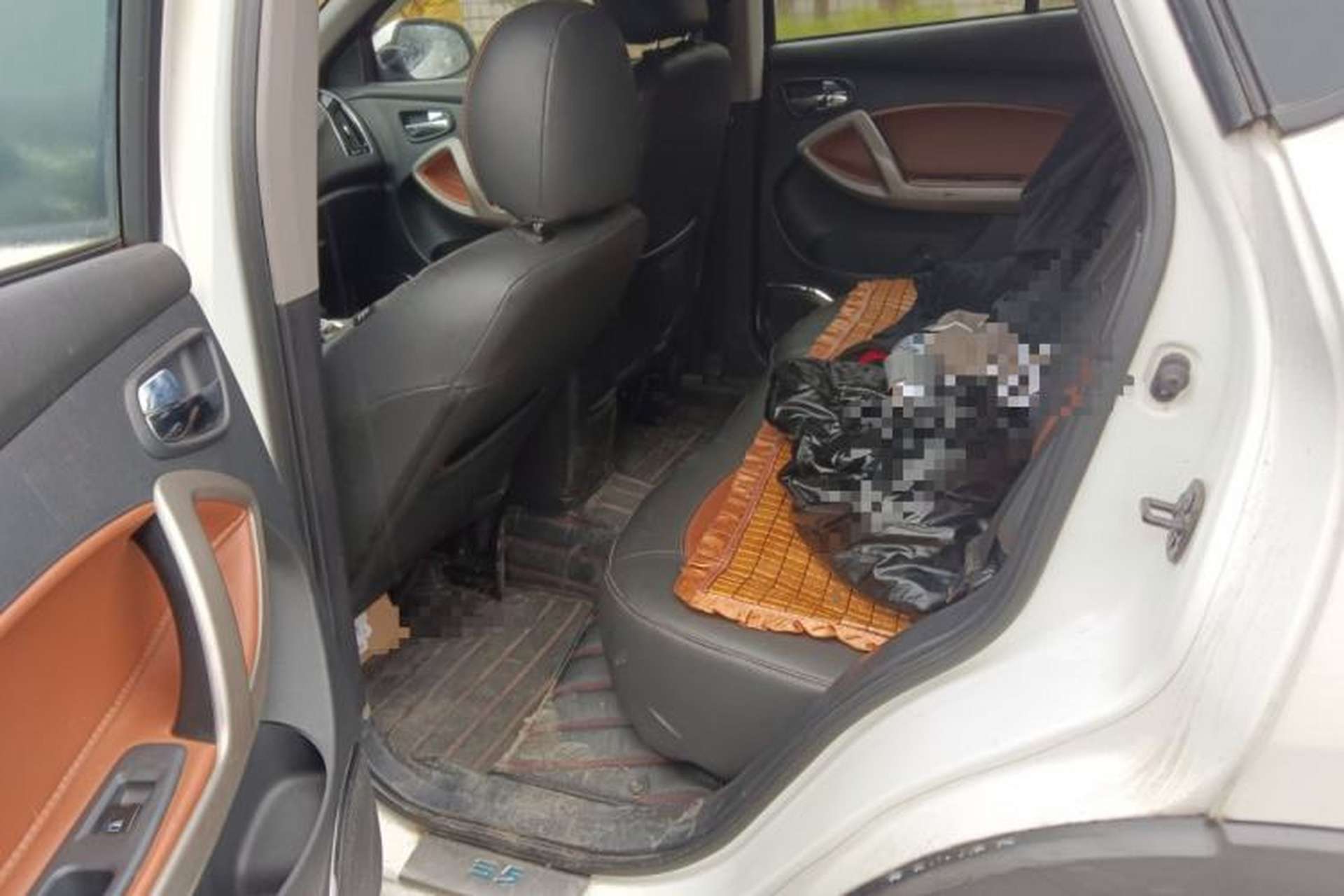 Used Haima S5 2016 1.5T CVT Enjoyment Edition Left Rear Seat