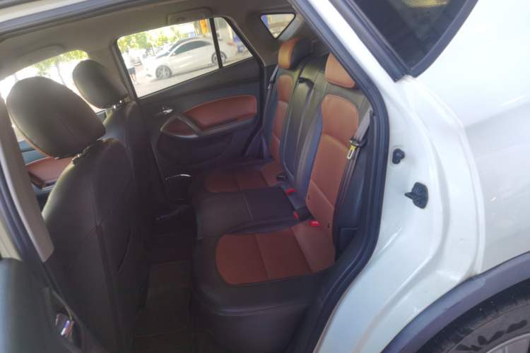 Used Haima S5 2016 1.5T CVT Enjoyment Edition Left Rear Seat