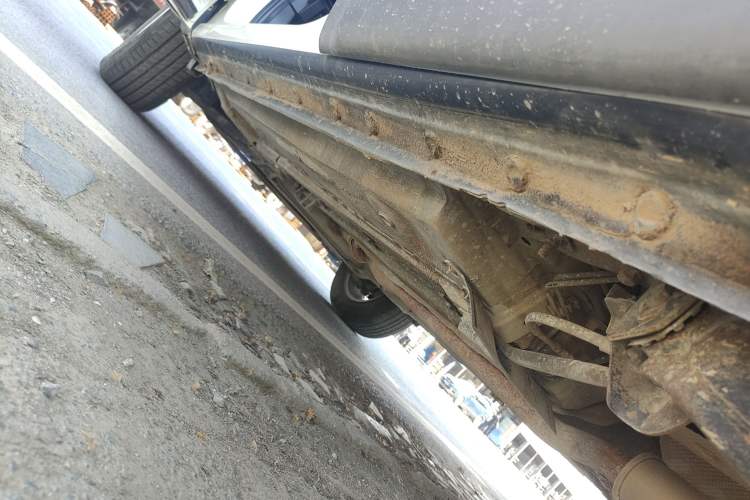 Used Haima S5 2016 1.5T CVT Enjoyment Edition Left Side Sill