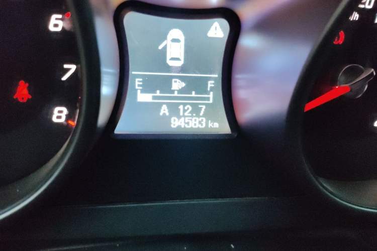 Used Haima S5 2016 1.6L Manual Luxury Tech Edition Odometer Close Up