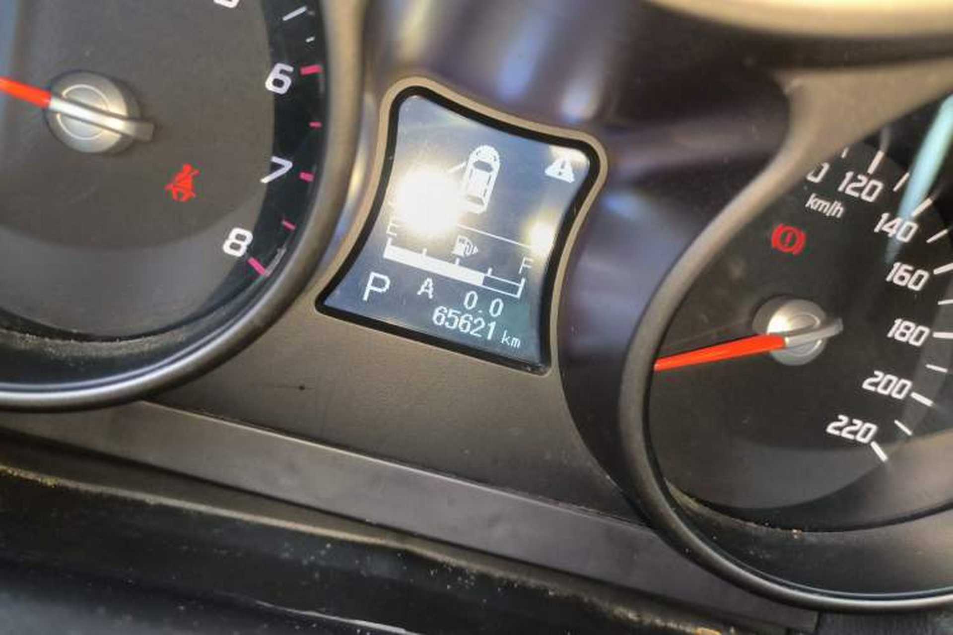 Used Haima S5 2016 1.5T CVT Enjoyment Edition Odometer Close Up