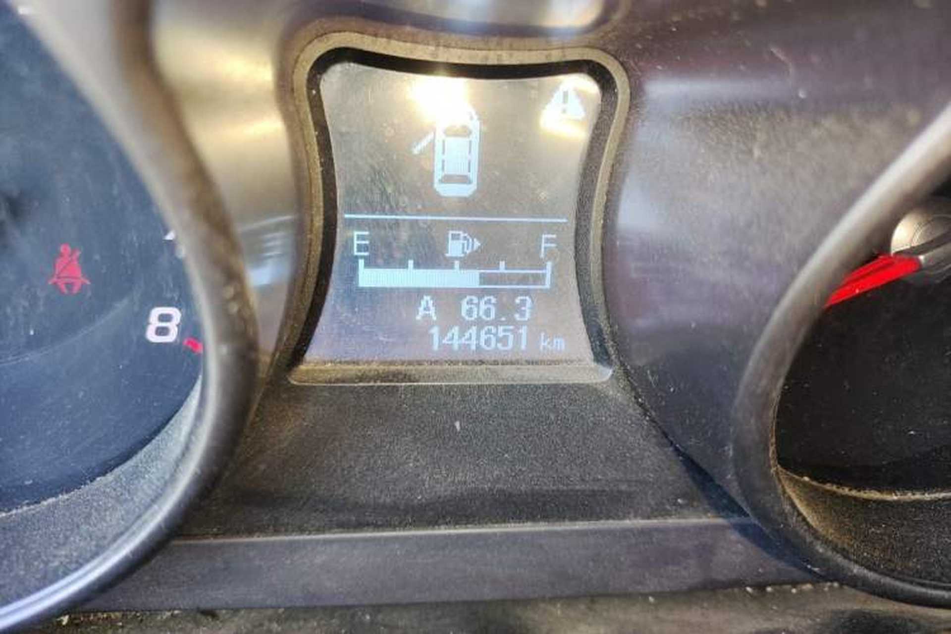 Used Haima S5 2016 1.6L Manual Luxury Tech Edition Odometer Close Up