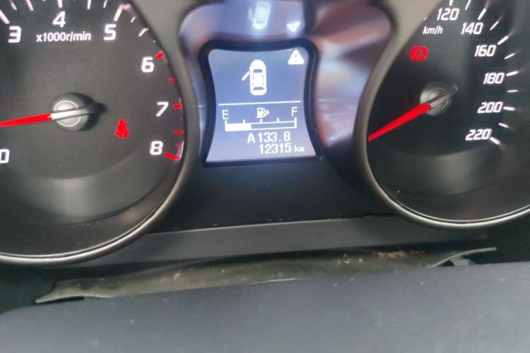 Used Haima S5 2016 1.6L Manual Luxury Tech Edition Odometer Close Up