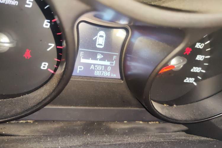 Used Haima S5 2016 1.5T CVT Enjoyment Edition Odometer Close Up