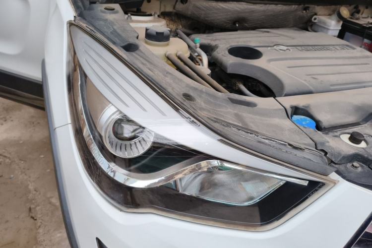 Used Haima S5 2016 1.5T CVT Enjoyment Edition Right Front Headlight