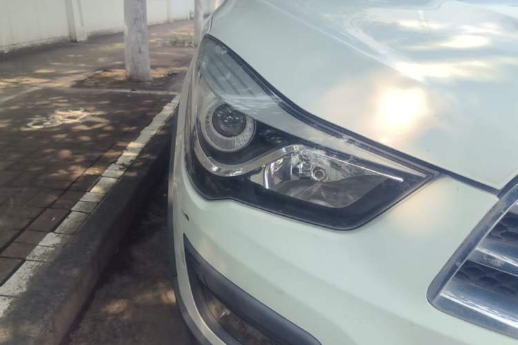 Used Haima S5 2016 1.5T CVT Enjoyment Edition Right Front Headlight