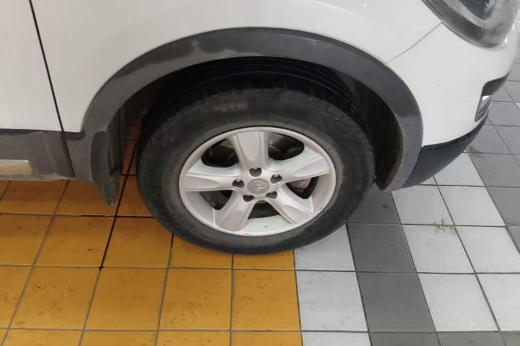 Used Haima S5 2016 1.5T CVT Enjoyment Edition Right Front Wheel Hub