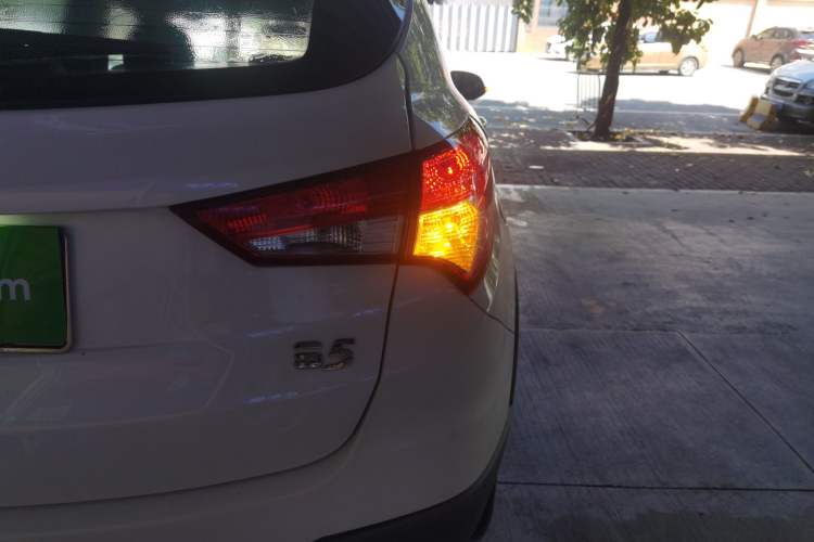 Used Haima S5 2016 1.5T CVT Enjoyment Edition Right Rear Taillight