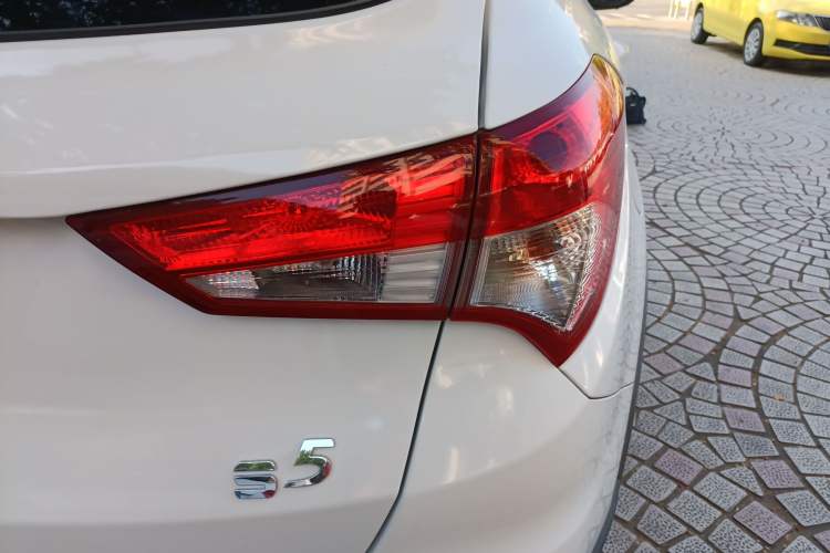 Used Haima S5 2016 1.5T CVT Enjoyment Edition Right Rear Taillight