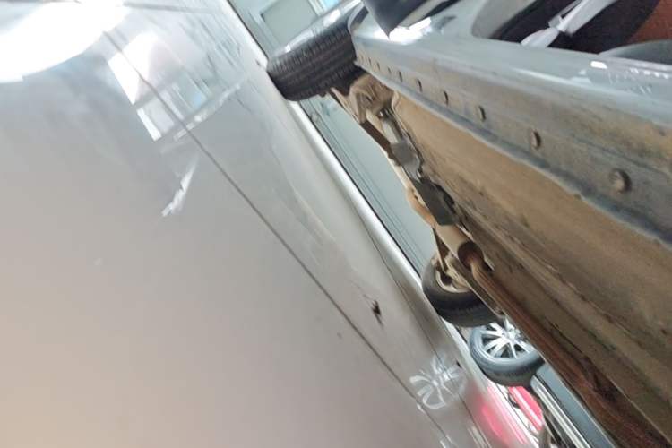 Used Haima S5 2016 1.5T CVT Enjoyment Edition Right Side Sill