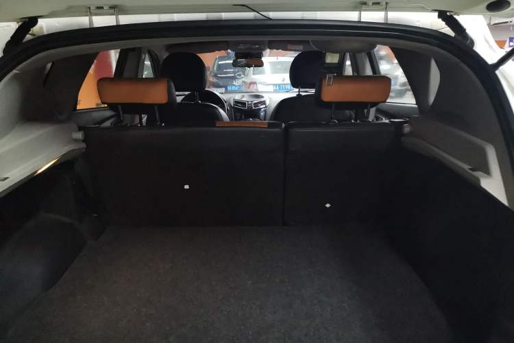 Used Haima S5 2016 1.6L Manual Luxury Tech Edition Trunk