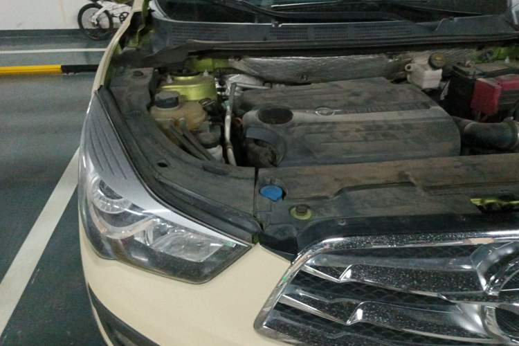 Used Haima S5 2016 1.5T CVT Enjoyment Edition Engine Bay Right
