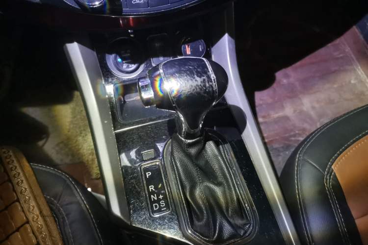 Used Haima S5 2016 1.5T CVT Enjoyment Edition Gear Lever