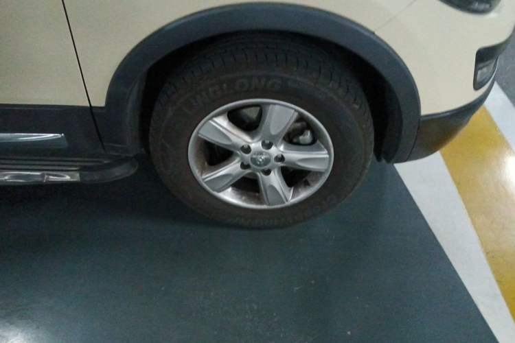 Used Haima S5 2016 1.5T CVT Enjoyment Edition Right Front Wheel Hub
