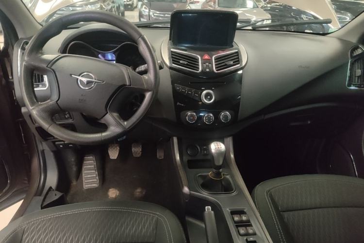 Used Haima S5 2017 High-Power Version 1.6L Manual Classic Type Center Console
