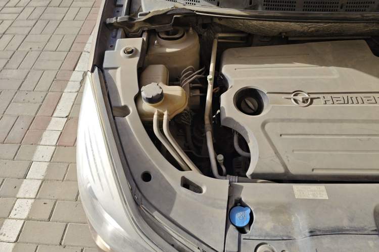 Used Haima S5 2017 Strong-Performance Version 1.5T CVT Prestige Model Engine Bay Right