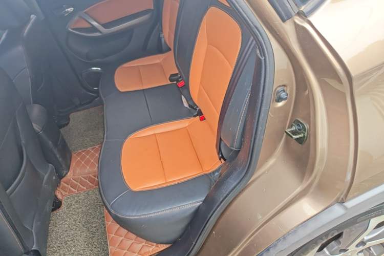 Used Haima S5 2017 Strong-Performance Version 1.5T CVT Luxury Model Left Rear Seat