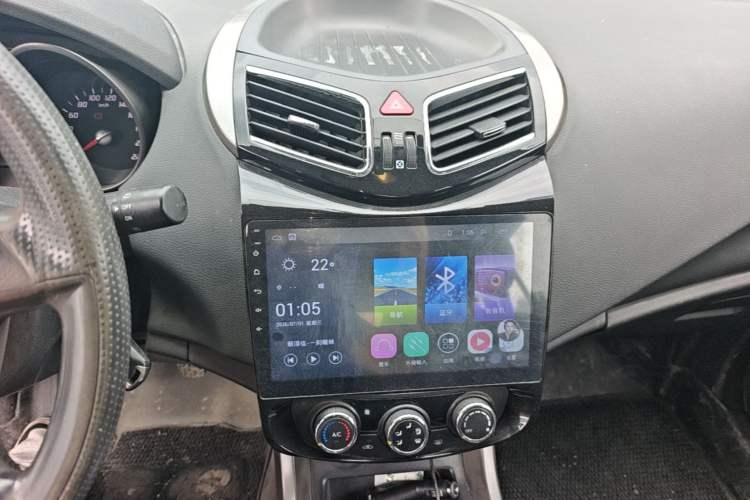 Used Haima S5 2017 High-Power Version 1.5T Manual Comfort Edition Audio And AC Panel