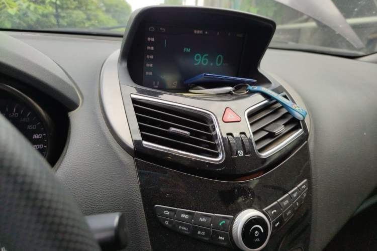 Used Haima S5 2017 High-Power Version 1.5T CVT Flagship Edition Audio And AC Panel