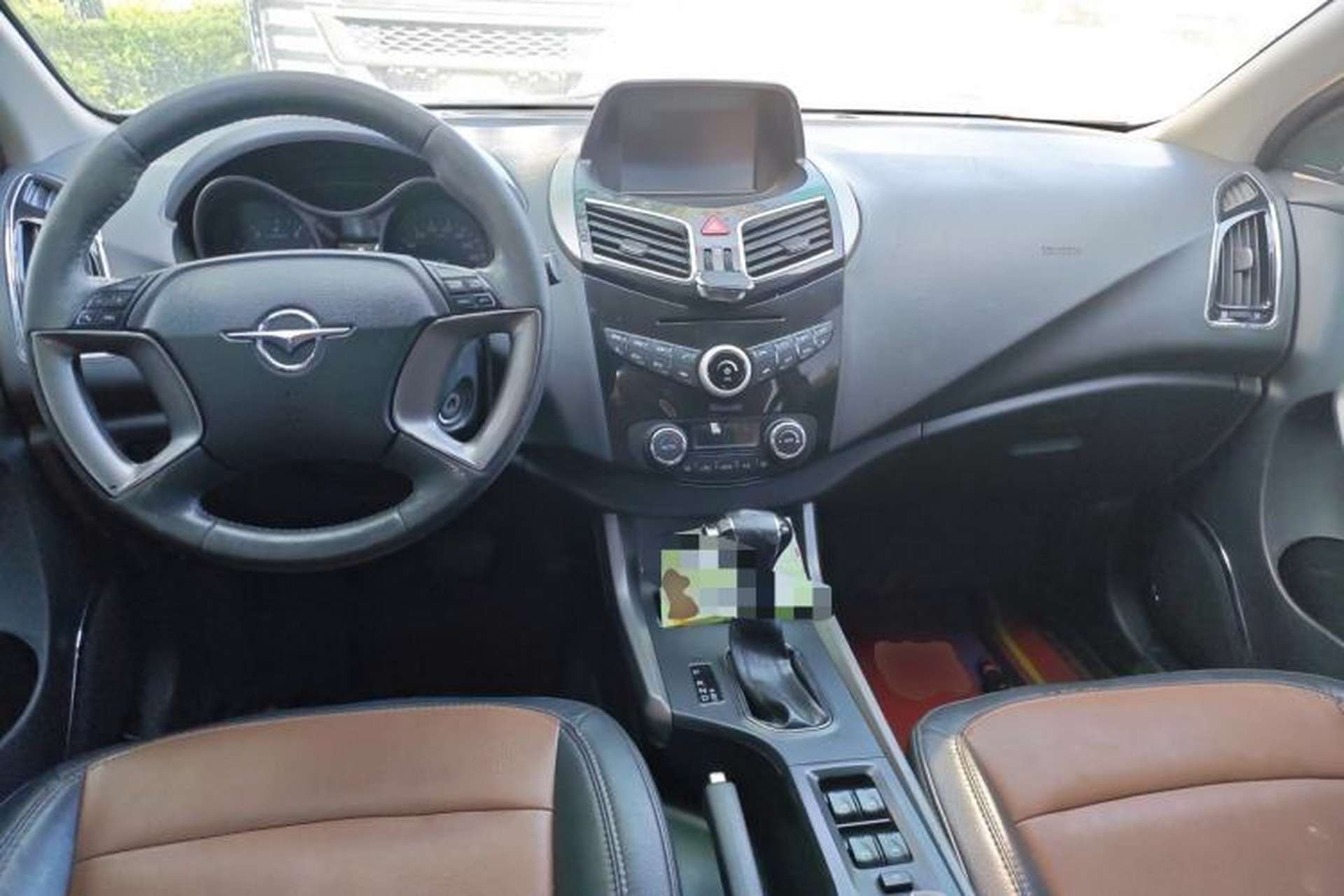 Used Haima S5 2017 Strong-Performance Version 1.5T CVT Luxury Model Center Console