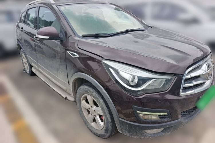 Used Haima S5 2017 High-Power Version 1.5T Manual Comfort Edition Front Right 45 Deg