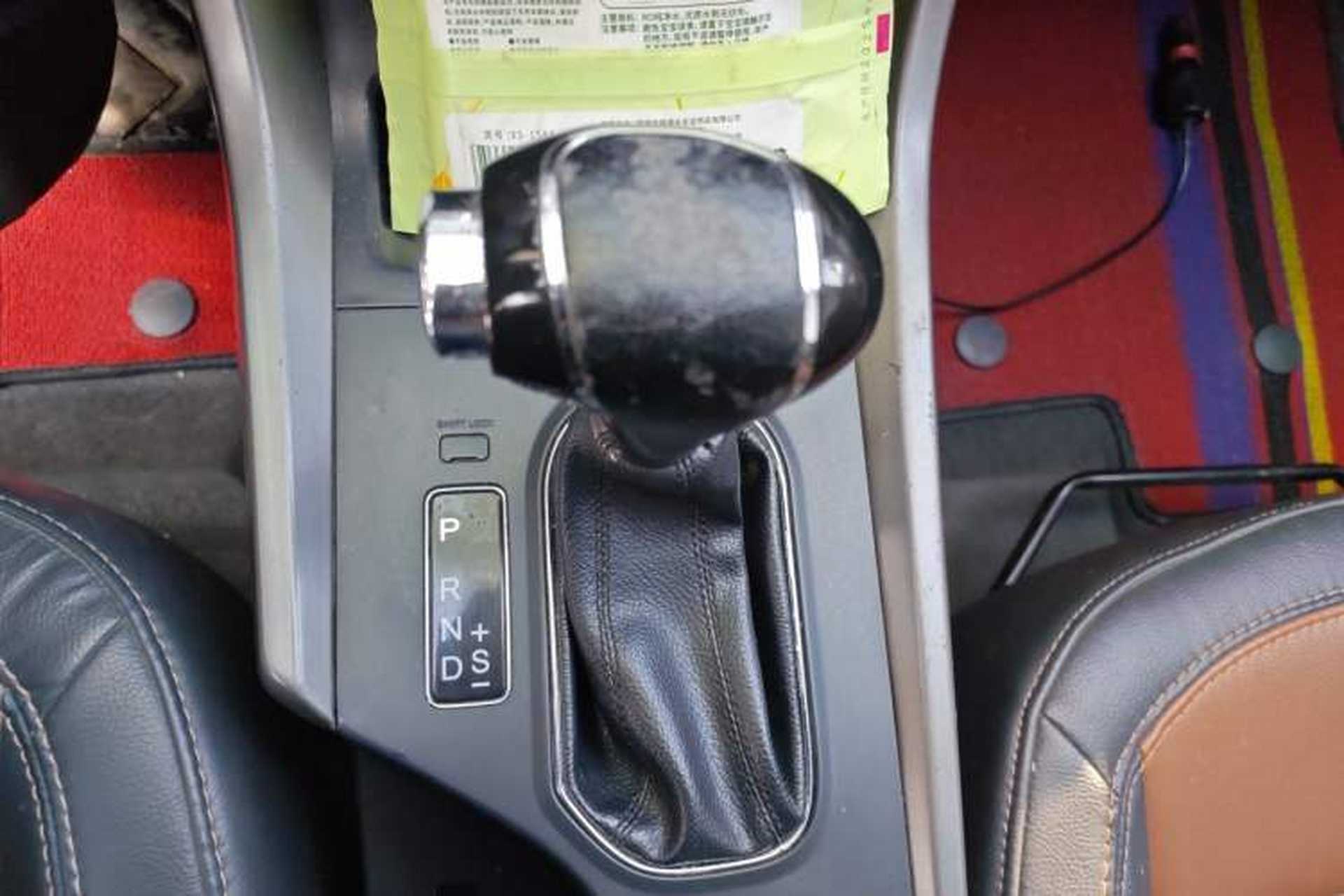 Used Haima S5 2017 Strong-Performance Version 1.5T CVT Luxury Model Gear Lever